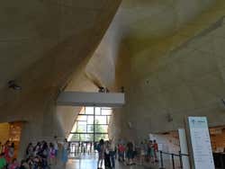 Interior del museo POLIN